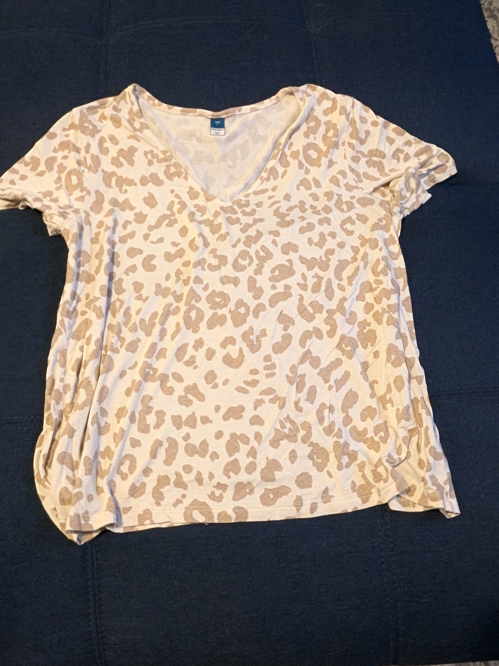 Old Navy Luxe Cream and Beige Animal-Print V-Neck Top